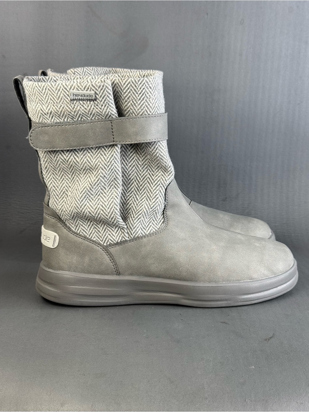 Hey Dude Women's Robin boot shoes gray herringbone size 9